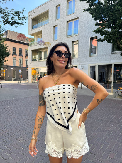Selina satijnen short