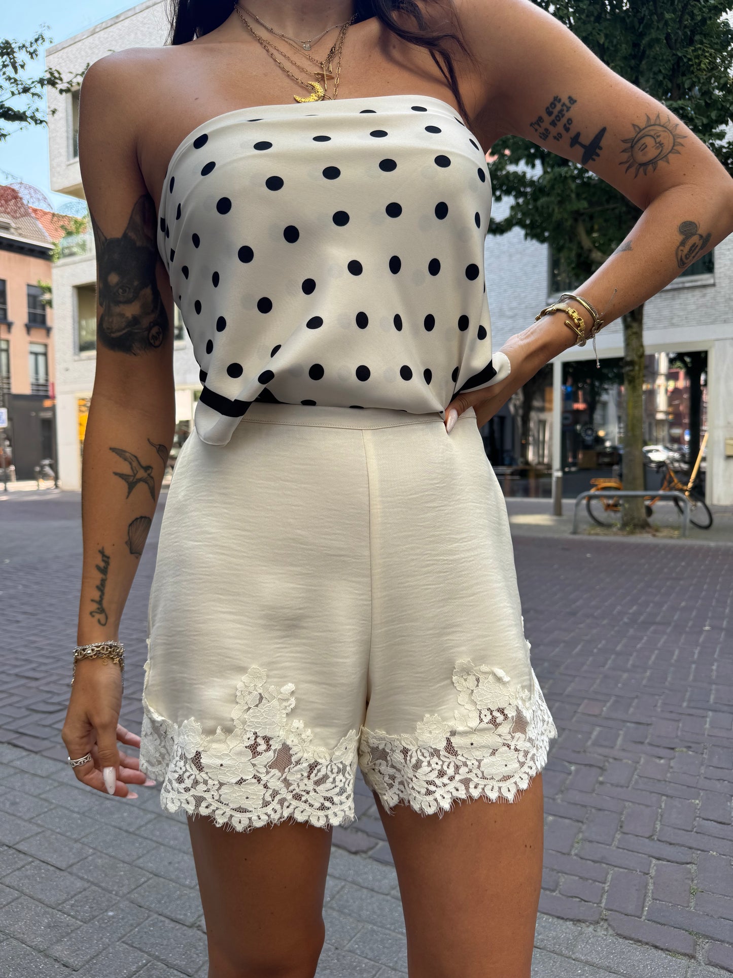 Selina satijnen short
