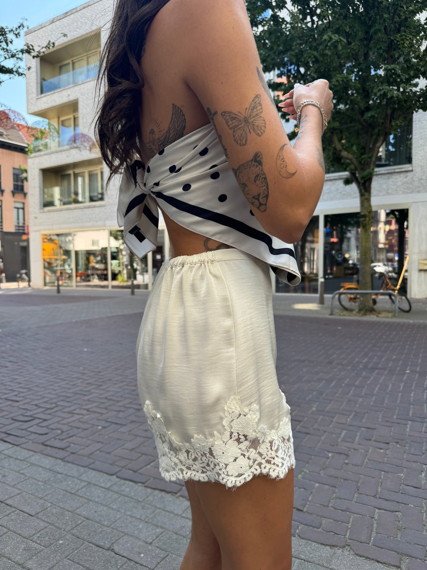 Selina satijnen short